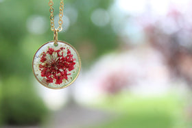 Queens Annes Lace Cremation Jewelry Necklace