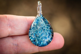 blue-moon-pendant-with-ash