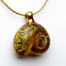 champaign-amethyst-nautilus-shell-glass-pendant-with-infused-cremains