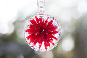 Flower Pendant with Ash
