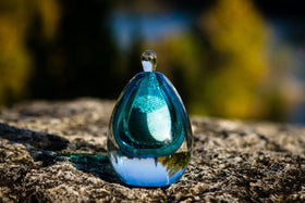 Glass Keepsake Urn for Cremation Ashes of People or Pets