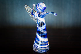 memorial-glass-angels-with-infused-cremation-ash