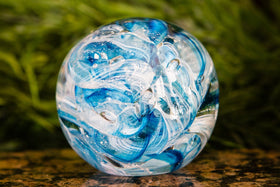 ribbon-glass-paperweight-with-cremation-ash